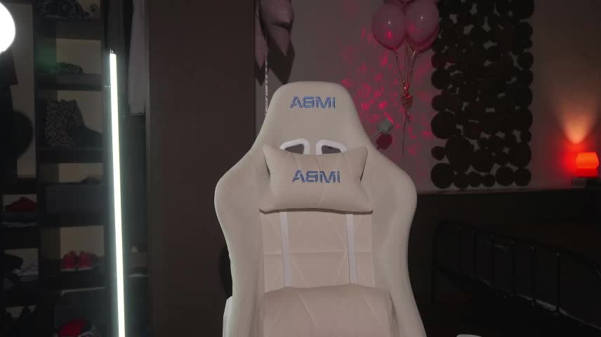 PixieMeow_ Adult Chat October 17, 2026