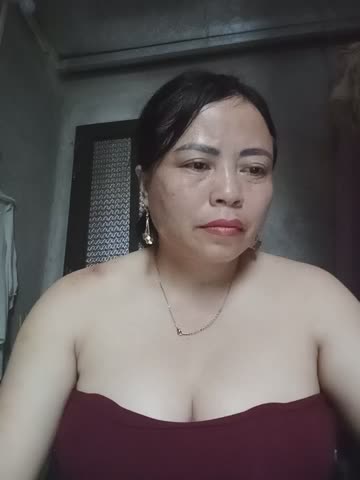 Lee_bee1 Adult Chat October 17, 2026