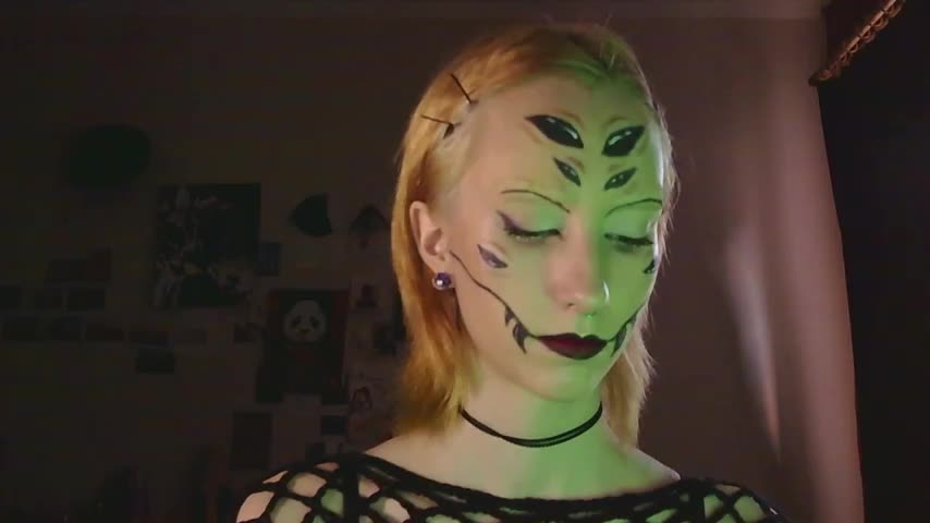 Royal_Silk_ Adult Chat October 16, 2026