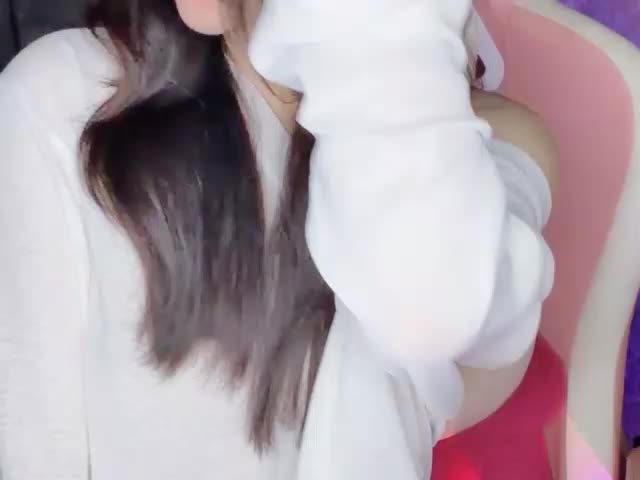 Uri_sexy Adult Chat October 17, 2026