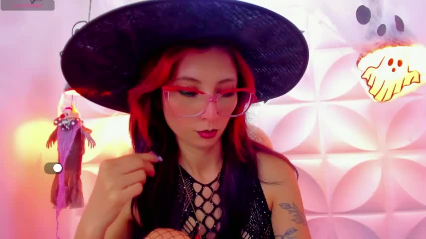 zaira_skinny Adult Chat October 17, 2026