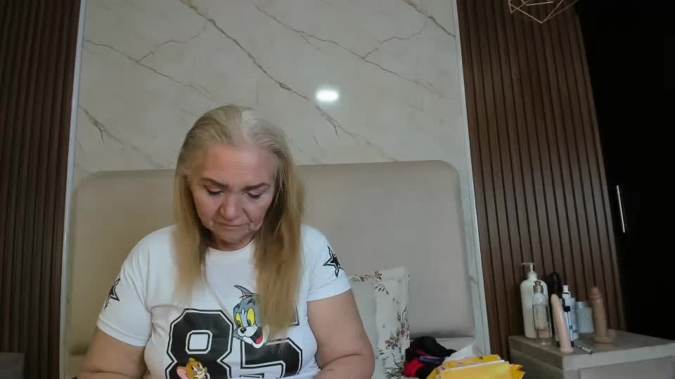 queenstarhy Adult Chat October 16, 2026