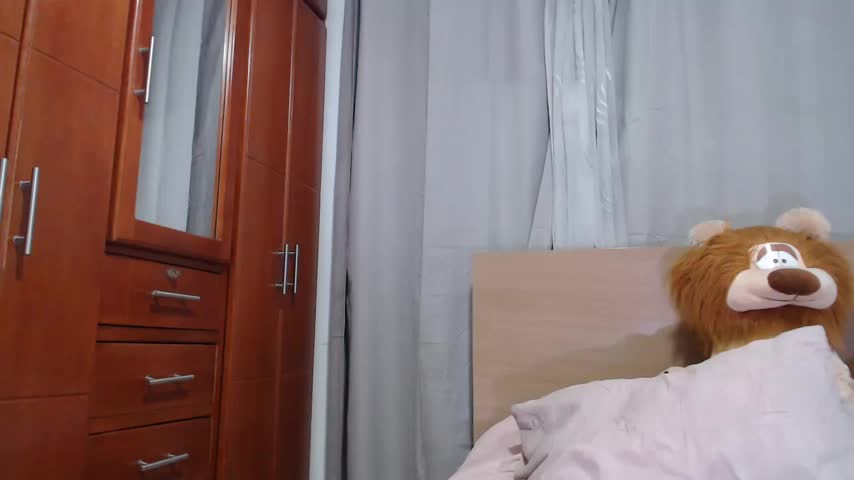 Ann_y Adult Chat October 16, 2026