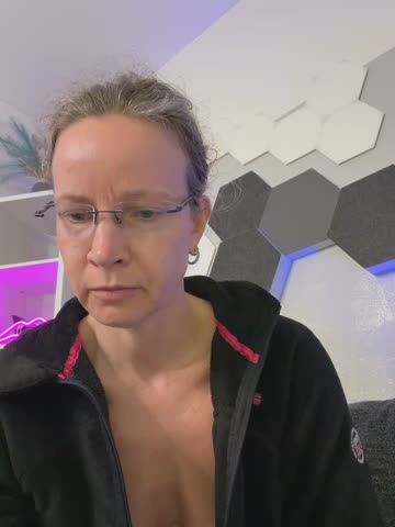 AnnikaRose Adult Chat October 17, 2026