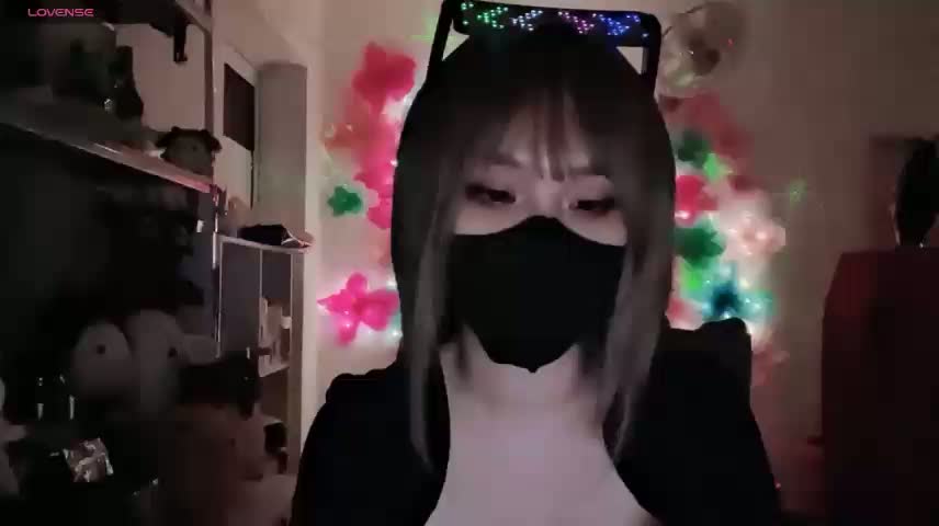 Tieu-May Adult Chat October 17, 2026