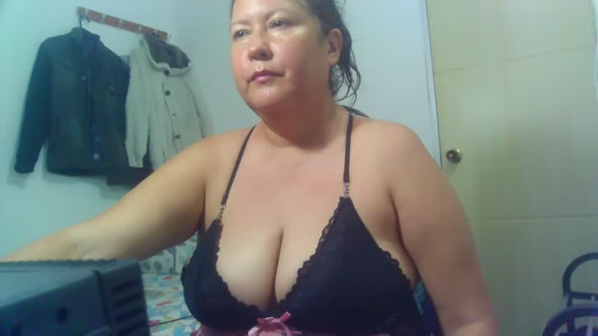 couple_hot_2079 Adult Chat October 17, 2026