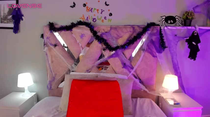 Eva-Millss Adult Chat October 17, 2026