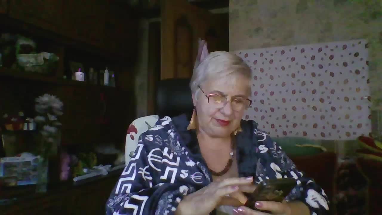 SweetCherry00 Adult Chat October 17, 2026