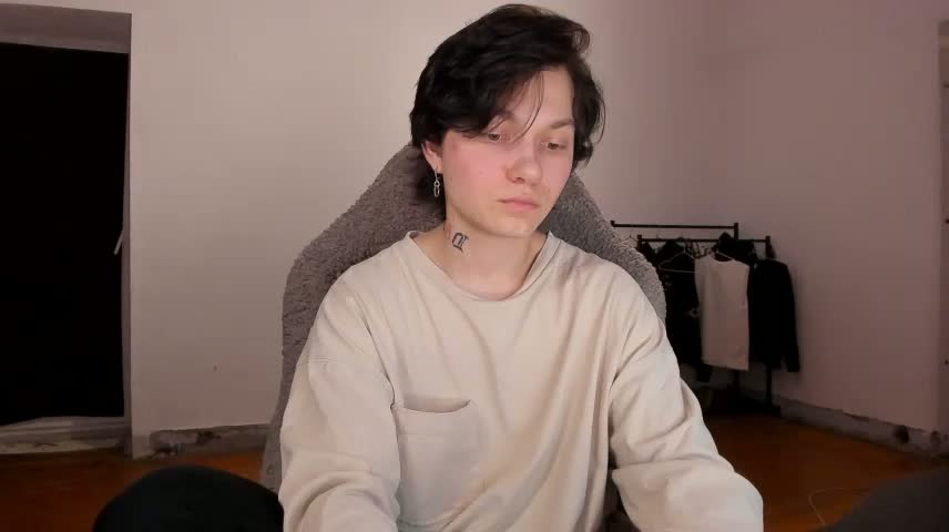 esajukyy Adult Chat October 17, 2026