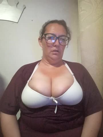 _Saraqueen-- Adult Chat October 17, 2026