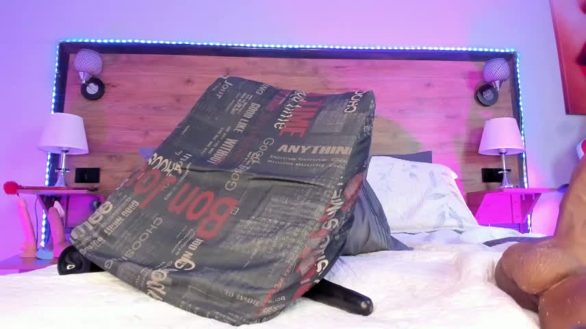 Heidi_Foxxx Adult Chat October 17, 2026