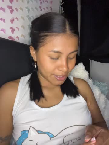 Emely_tk19 Adult Chat October 17, 2026