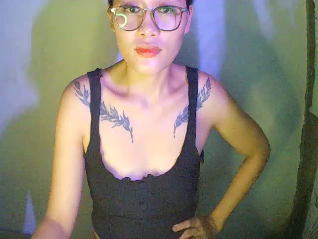 pretty_kat198 Adult Chat October 17, 2026