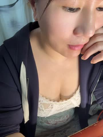 yaoyiyi-8 Adult Chat October 17, 2026