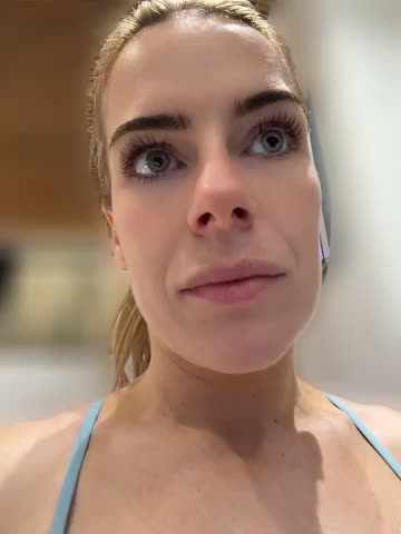 oliviafranciis Adult Chat October 17, 2026