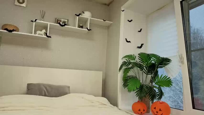ViktoriaSekret Adult Chat October 18, 2026