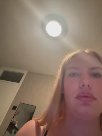 Chloemillerrxx Adult Chat October 18, 2026