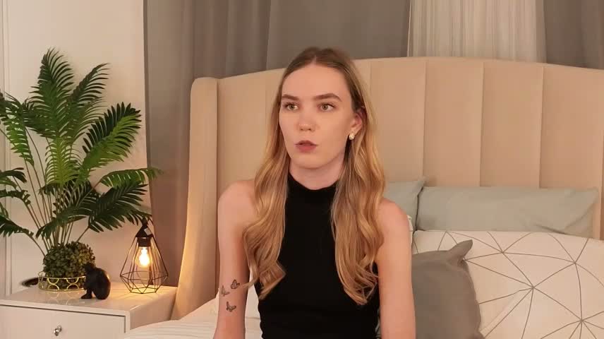NikkiRyx Adult Chat October 18, 2026