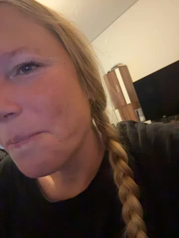 MoniqueLaFee Adult Chat October 18, 2026