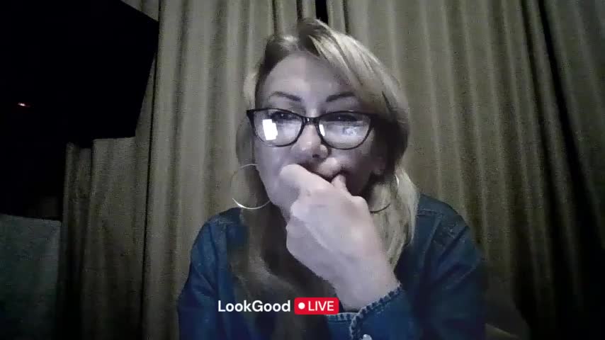 LudaLoveri Adult Chat October 18, 2026