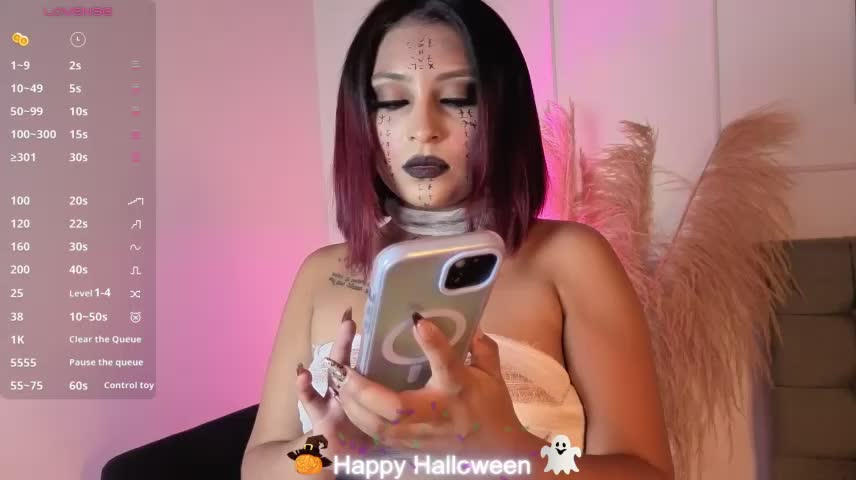 naiah_cruzz Adult Chat October 18, 2026