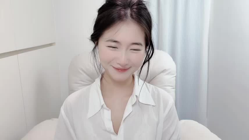 xixi-baobao Adult Chat October 18, 2026