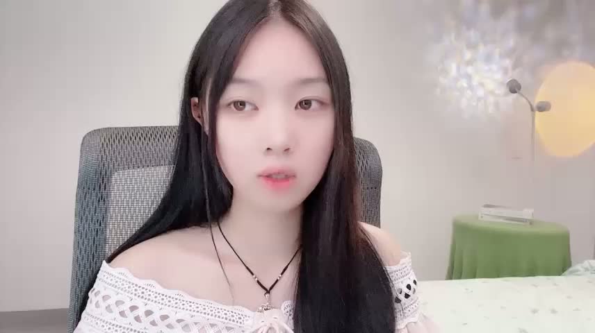 Yoyo33355 Adult Chat October 18, 2026