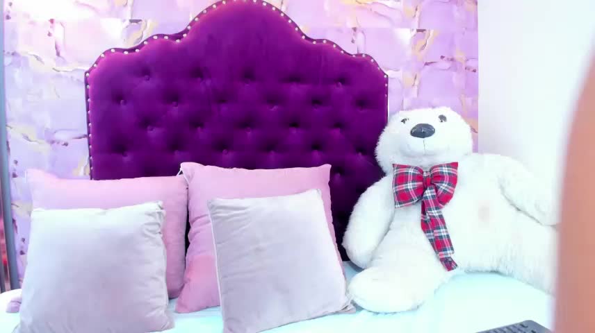 zoe_aitanaa_ Adult Chat October 18, 2026