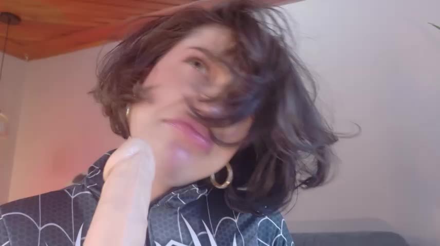 Hannah_Borbon Adult Chat October 18, 2026