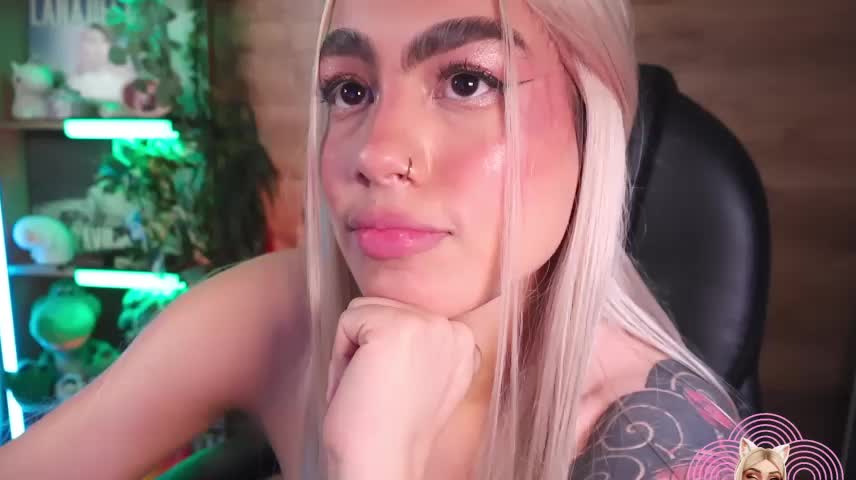 Miila_snow Adult Chat October 18, 2026