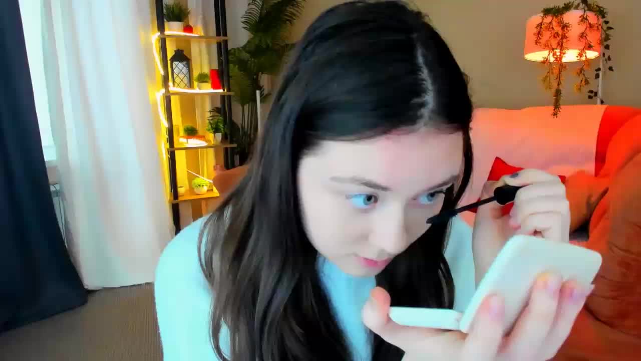 AlluringLookk Adult Chat October 18, 2026