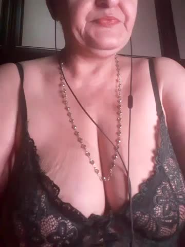 DonnaFemeie Adult Chat October 18, 2026
