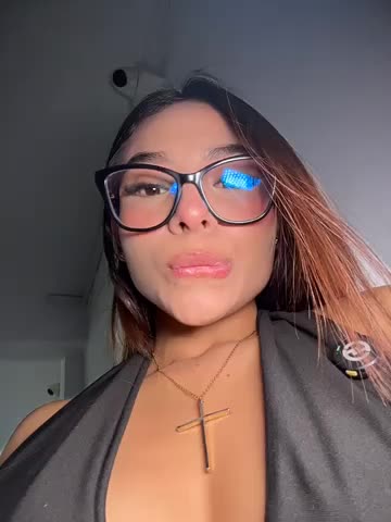 amira_cute2 Adult Chat October 19, 2026