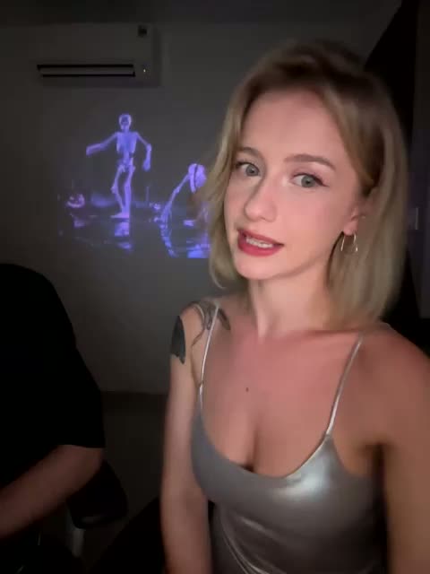 _V_Azhure_ Adult Chat October 19, 2026