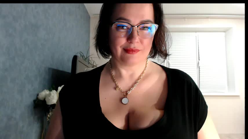 Nora_Star Adult Chat October 19, 2026