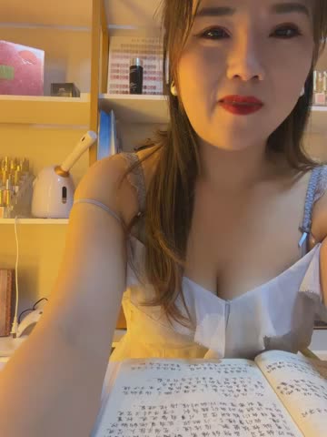 Xiaoxiao-y Adult Chat October 18, 2026