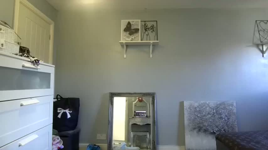 BritishMilfFrankyX Adult Chat October 18, 2026