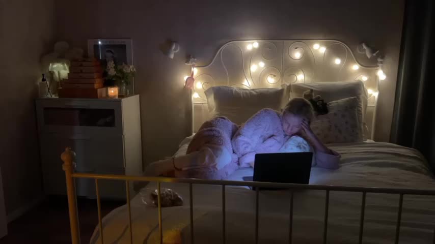 MauiBae Adult Chat October 19, 2026