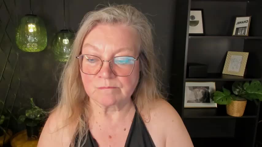 NataliMellow Adult Chat October 19, 2026