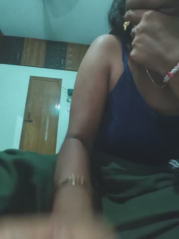 tamil_mynaa Adult Chat October 19, 2026