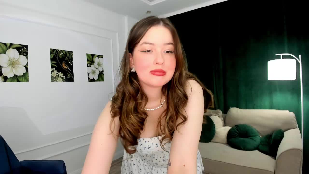 HoneyGlow Adult Chat October 18, 2026