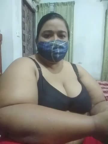 momo_loves Adult Chat October 18, 2026