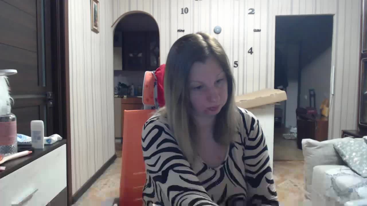 BustyBlondy Adult Chat October 18, 2026