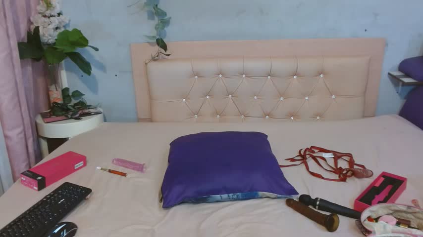 Kylie_Jennerr Adult Chat October 18, 2026