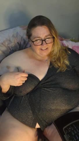 Iceprincess2bad4u Adult Chat October 19, 2026