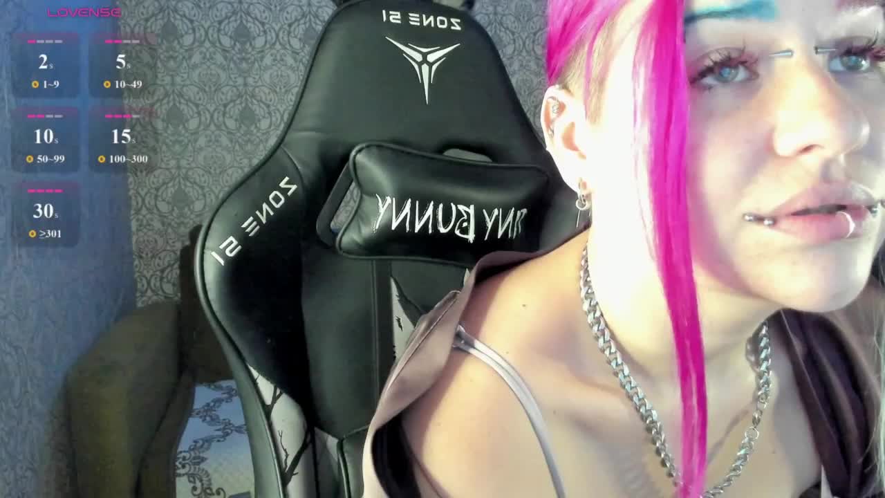 Neon-Baddie Adult Chat October 18, 2026