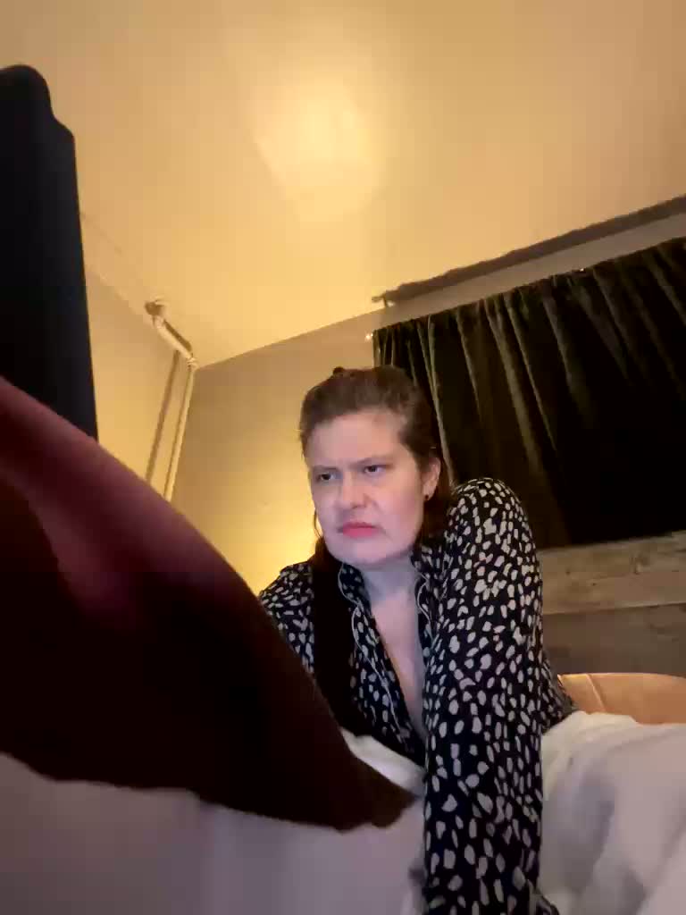 JulietteLatte81 Adult Chat October 19, 2026