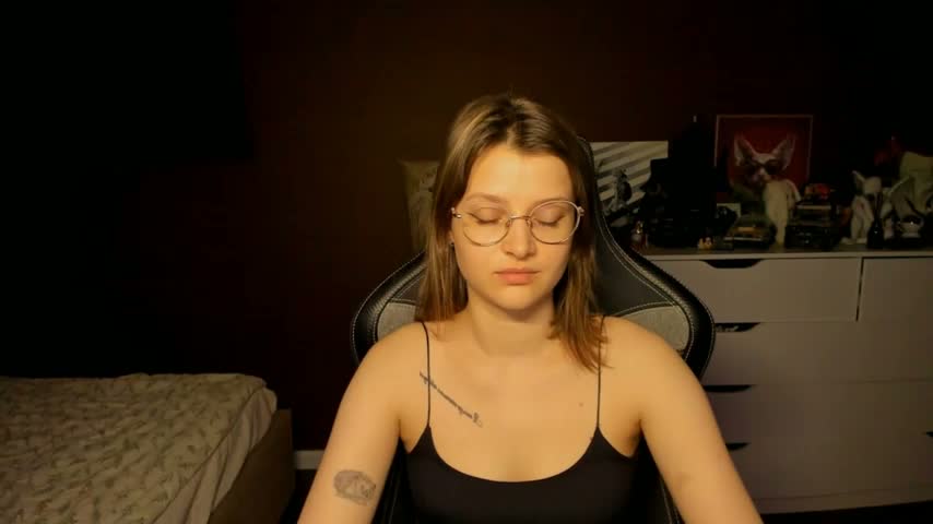 SoniNesti Adult Chat October 19, 2026
