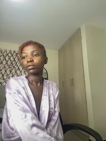 Kaylee_eee Adult Chat October 18, 2026