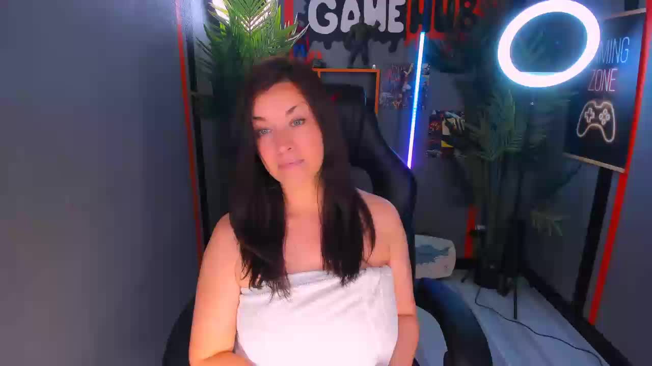AnaMills Adult Chat October 18, 2026